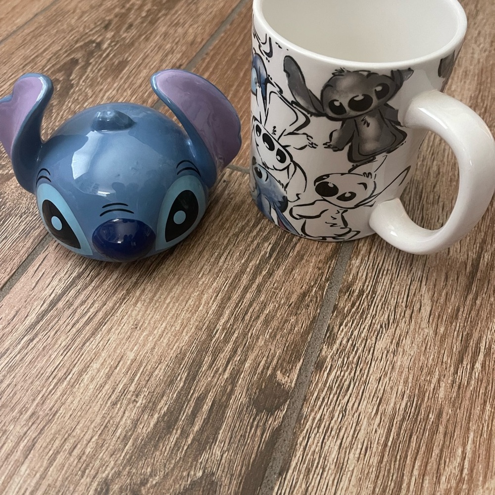 Disney Stitch Mug and Lid Set
